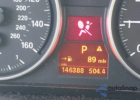 2015 BMW X1 Sdrive28I z USA, uszkodzony, nr VIN WBAVM1C54FV315853